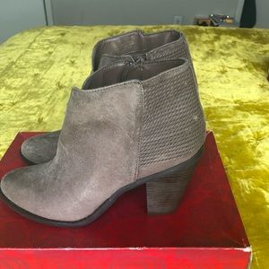 Womens Taupe Boot